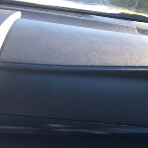 Meet your Posher, Edouanise